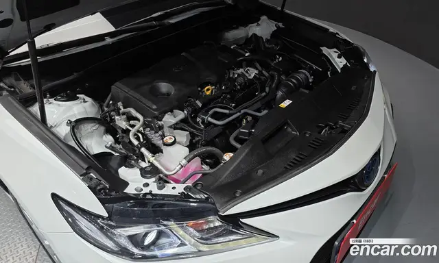 Toyota Camry 2022 2.5 автомат (гидро), миниатюра 6