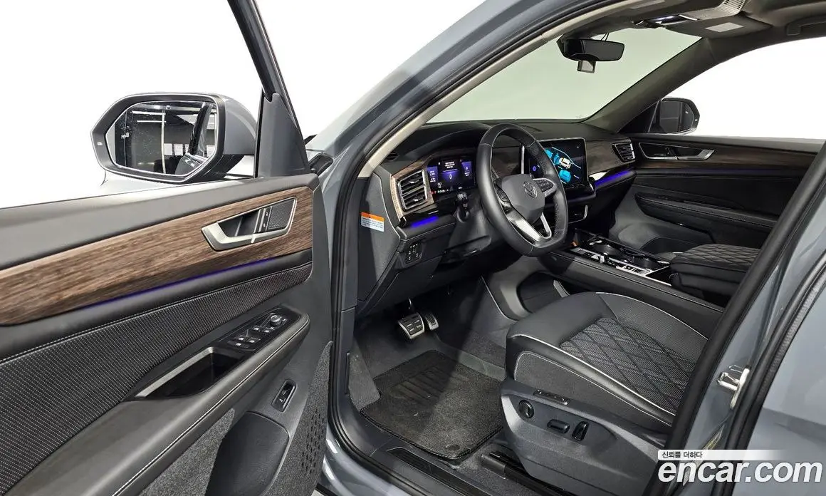 Volkswagen Atlas 2025 2.0 автомат (гидро), фото 13 Volkswagen Atlas 2025 2.0 автомат (гидро), фото 13