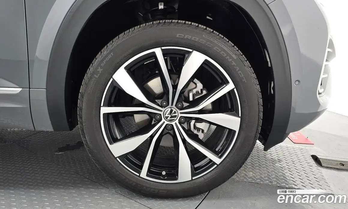 Volkswagen Atlas 2025 2.0 автомат (гидро), фото 7 Volkswagen Atlas 2025 2.0 автомат (гидро), фото 7
