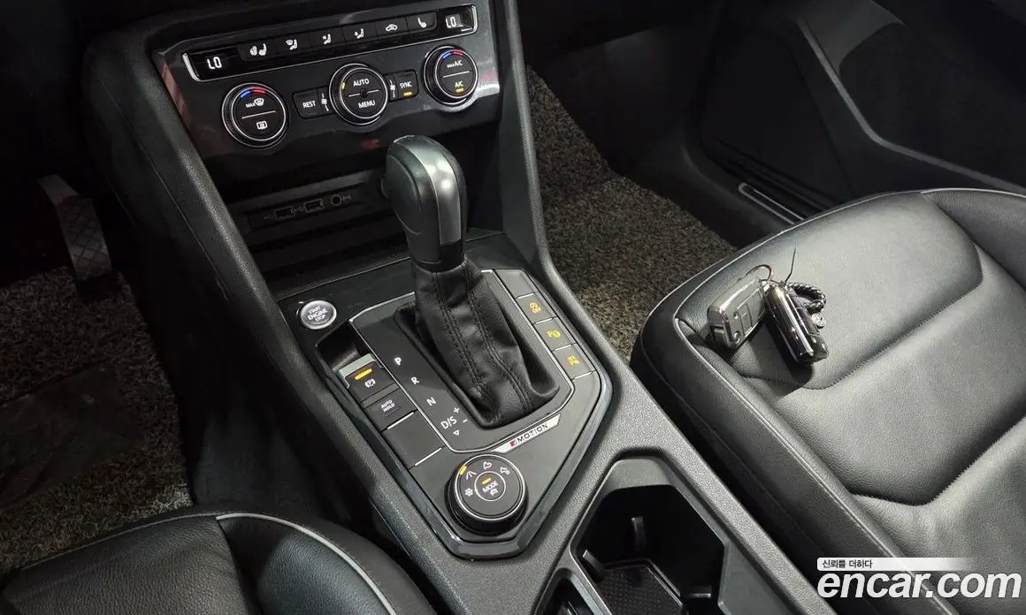 Volkswagen Tiguan 2020 2.0 автомат (гидро), фото 11 Volkswagen Tiguan 2020 2.0 автомат (гидро), фото 11
