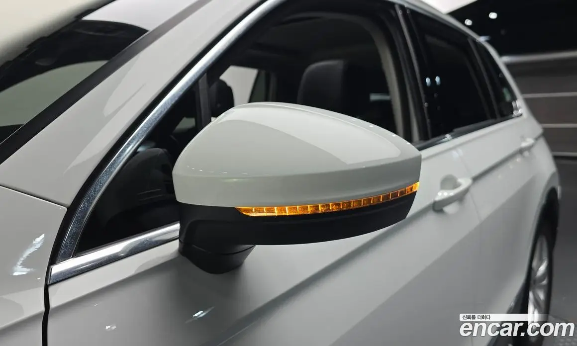 Volkswagen Tiguan 2020 2.0 автомат (гидро), фото 17 Volkswagen Tiguan 2020 2.0 автомат (гидро), фото 17