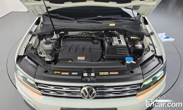 Volkswagen Tiguan 2020 2.0 автомат (гидро), миниатюра 5 Volkswagen Tiguan 2020 2.0 автомат (гидро), миниатюра 5