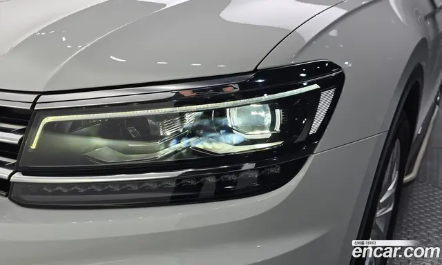 Volkswagen Tiguan 2020 2.0 автомат (гидро), миниатюра 7 Volkswagen Tiguan 2020 2.0 автомат (гидро), миниатюра 7