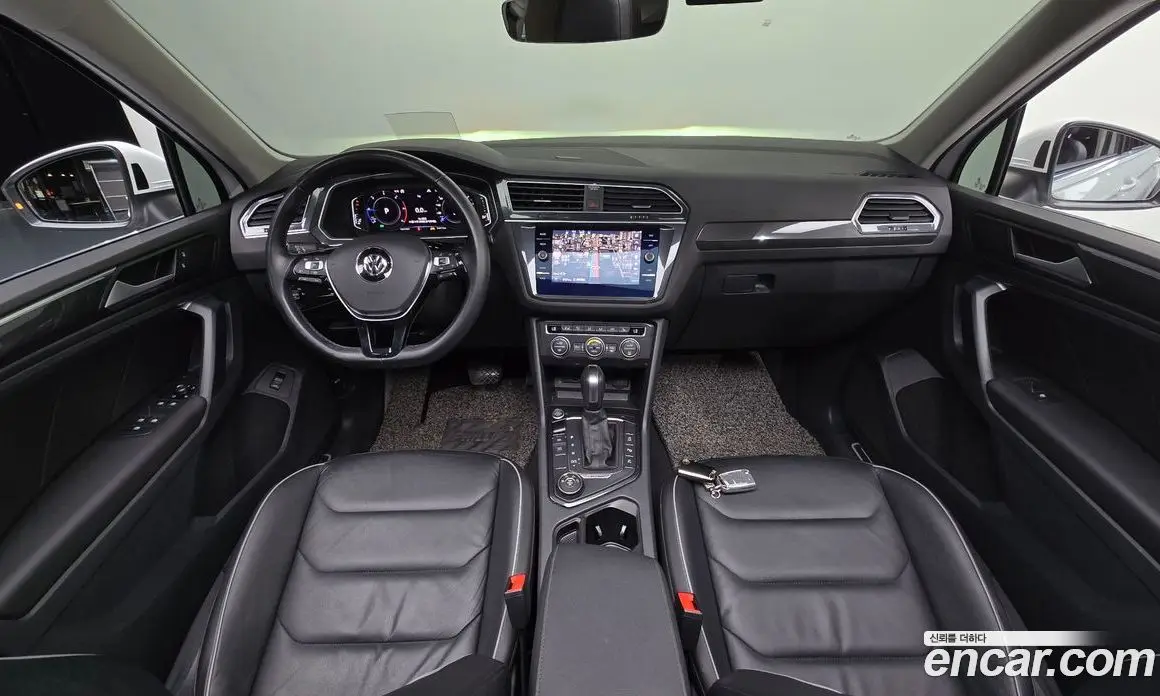 Volkswagen Tiguan 2020 2.0 автомат (гидро), фото 9 Volkswagen Tiguan 2020 2.0 автомат (гидро), фото 9
