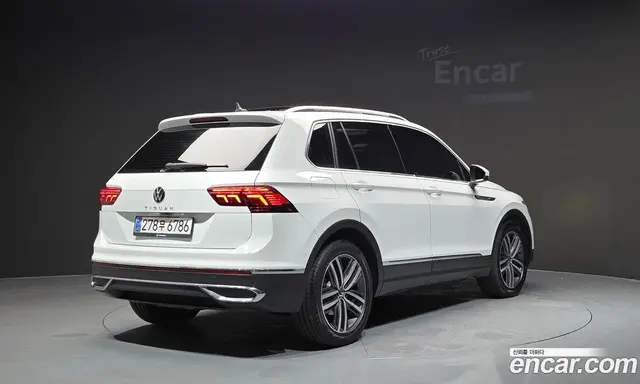 Volkswagen Tiguan 2021 2.0 автомат (гидро), миниатюра 2