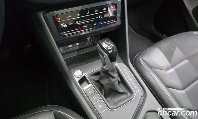 Volkswagen Tiguan 2021 2.0 автомат (гидро), миниатюра 12