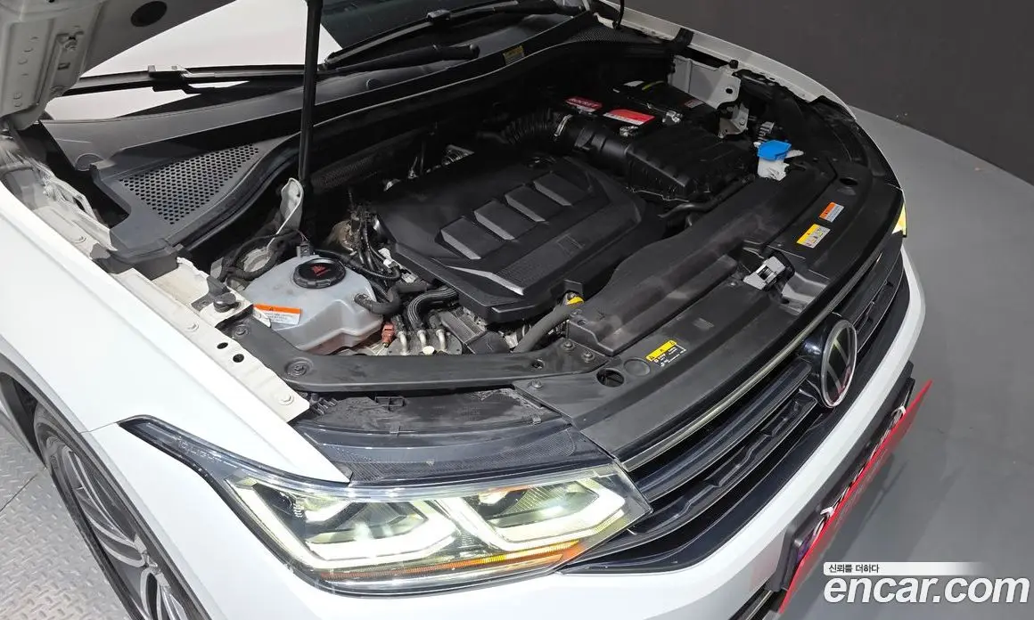 Volkswagen Tiguan 2021 2.0 автомат (гидро), фото 6