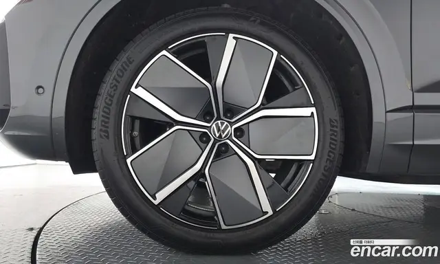 Volkswagen Touareg 2024 3.0 автомат (гидро), миниатюра 4 Volkswagen Touareg 2024 3.0 автомат (гидро), миниатюра 4