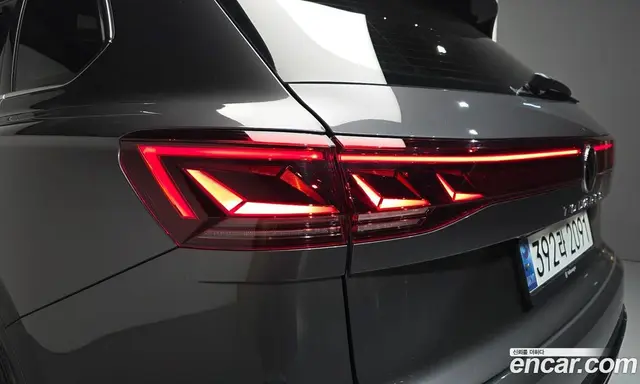 Volkswagen Touareg 2024 3.0 автомат (гидро), миниатюра 8 Volkswagen Touareg 2024 3.0 автомат (гидро), миниатюра 8