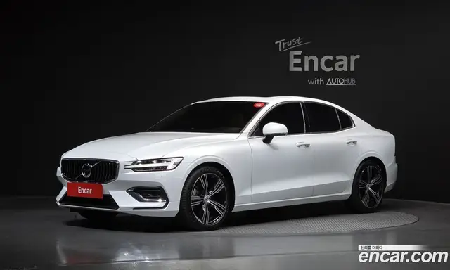 Volvo S60, 2021, 25 288 км