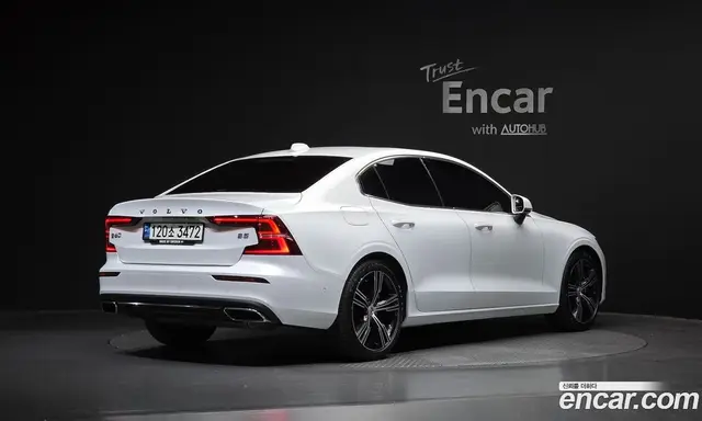 Volvo S60 2021 2.0 автомат (гидро), миниатюра 2 Volvo S60 2021 2.0 автомат (гидро), миниатюра 2