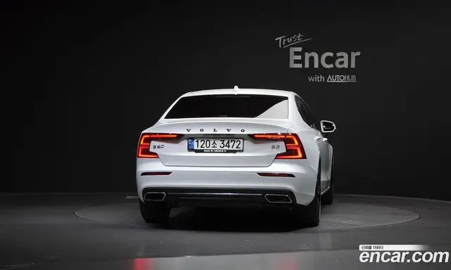 Volvo S60 2021 2.0 автомат (гидро), миниатюра 4 Volvo S60 2021 2.0 автомат (гидро), миниатюра 4