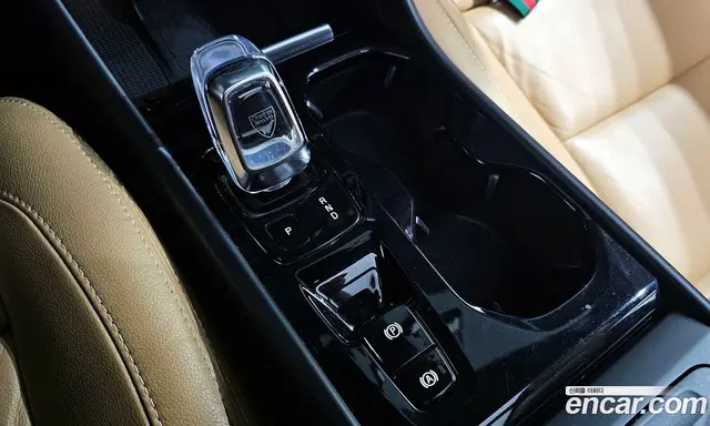 Volvo XC40 2019 2.0 автомат (гидро), миниатюра 12