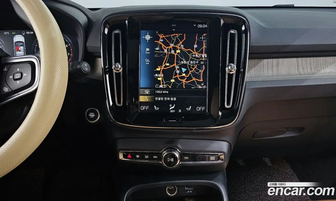 Volvo XC40 2019 2.0 автомат (гидро), фото 20