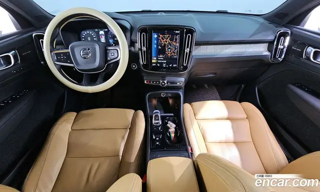 Volvo XC40 2019 2.0 автомат (гидро), миниатюра 10