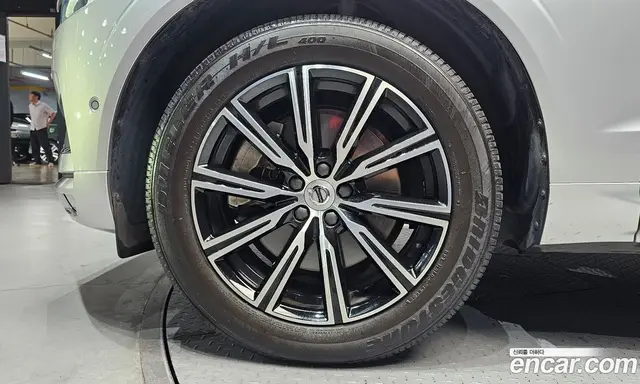 Volvo XC60 2020 2.0 автомат (гидро), миниатюра 5