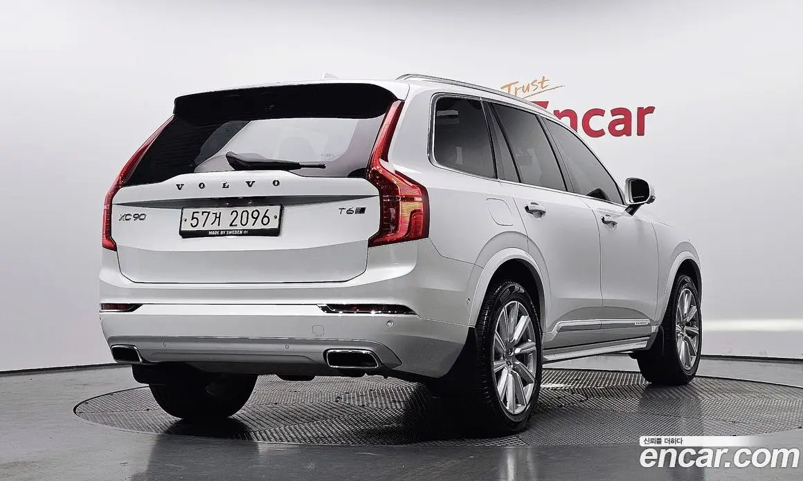 Volvo XC90 2018 2.0 автомат (гидро), фото 2 Volvo XC90 2018 2.0 автомат (гидро), фото 2
