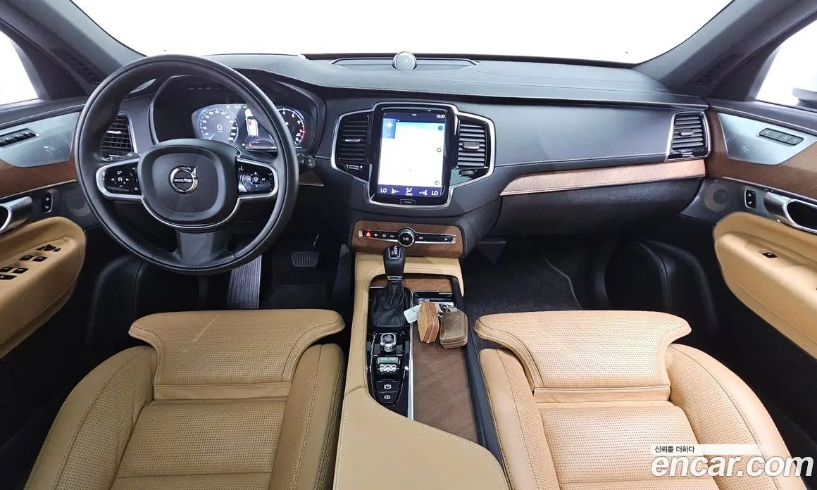 Volvo XC90 2018 2.0 автомат (гидро), фото 10 Volvo XC90 2018 2.0 автомат (гидро), фото 10