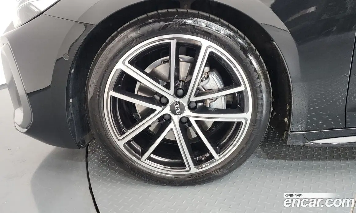 Audi A5 2025 2.0 автомат (гидро), фото 5 Audi A5 2025 2.0 автомат (гидро), фото 5