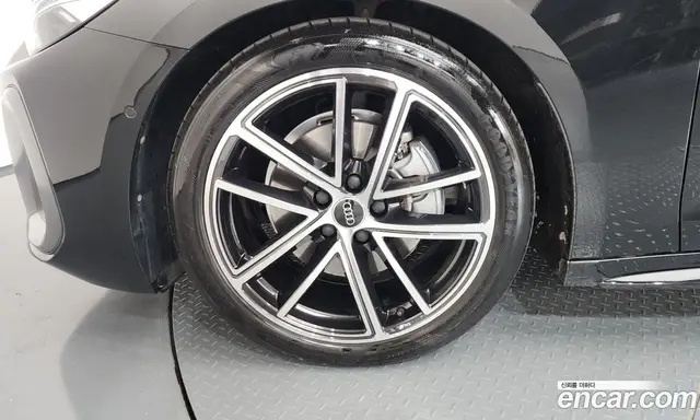 Audi A5 2025 2.0 автомат (гидро), миниатюра 5 Audi A5 2025 2.0 автомат (гидро), миниатюра 5