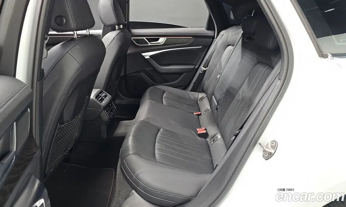 Audi A6 2023 2.0 автомат (гидро), фото 17 Audi A6 2023 2.0 автомат (гидро), фото 17