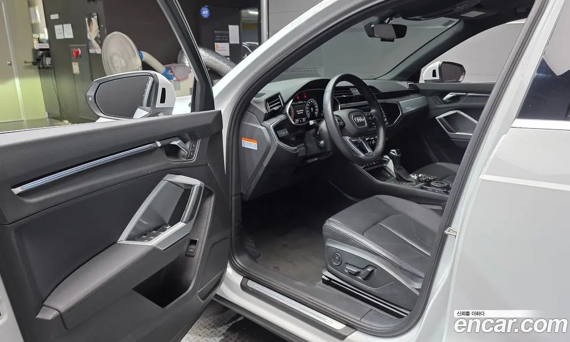 Audi Q3 2020 2.0 автомат (гидро), фото 13 Audi Q3 2020 2.0 автомат (гидро), фото 13