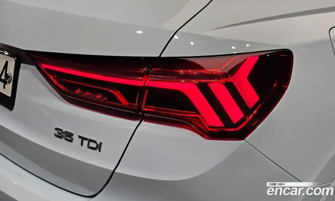 Audi Q3 2020 2.0 автомат (гидро), фото 9 Audi Q3 2020 2.0 автомат (гидро), фото 9