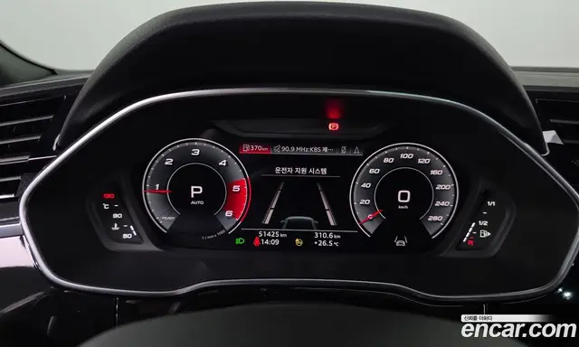 Audi Q3 2023 2.0 автомат (гидро), миниатюра 11