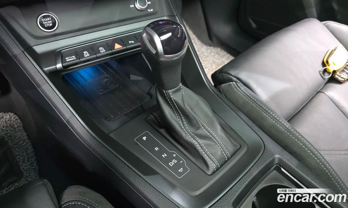 Audi Q3 2023 2.0 автомат (гидро), фото 12