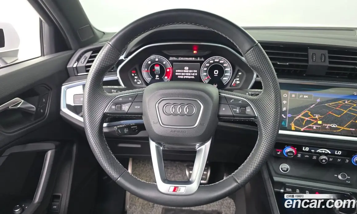 Audi Q3 2023 2.0 автомат (гидро), фото 20