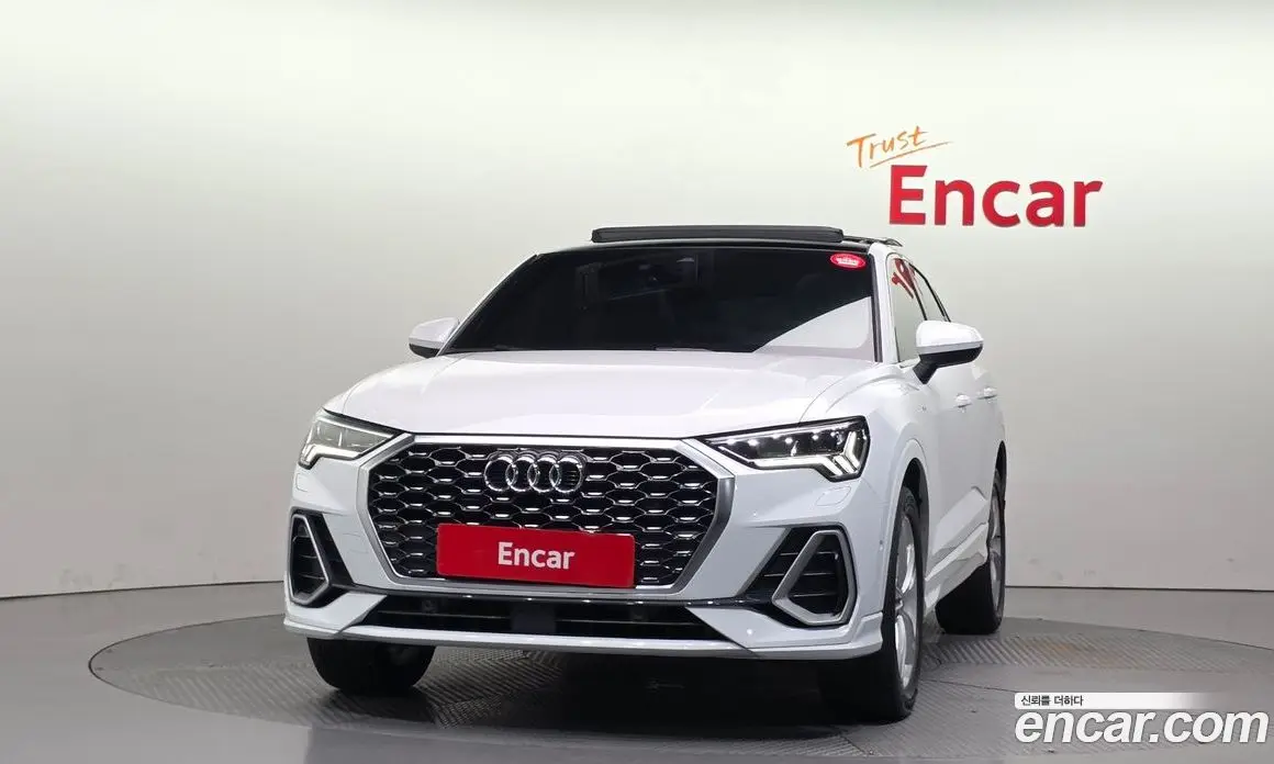Audi Q3 2023 2.0 автомат (гидро), фото 3