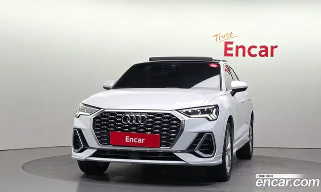 Audi Q3 2023 2.0 автомат (гидро), миниатюра 3