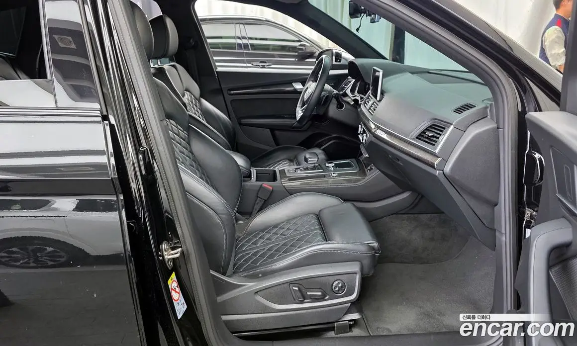Audi SQ5 2020 3.0 автомат (гидро), фото 17