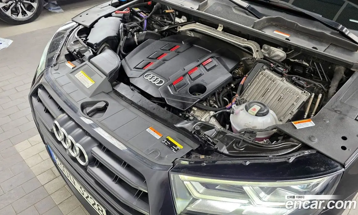 Audi SQ5 2020 3.0 автомат (гидро), фото 6