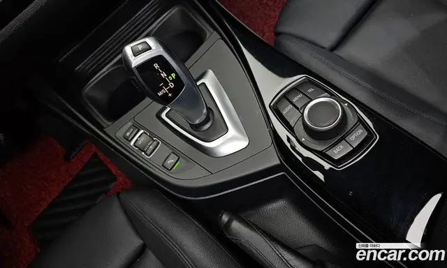 BMW 1 серия 2016 2.0 автомат (гидро), миниатюра 11