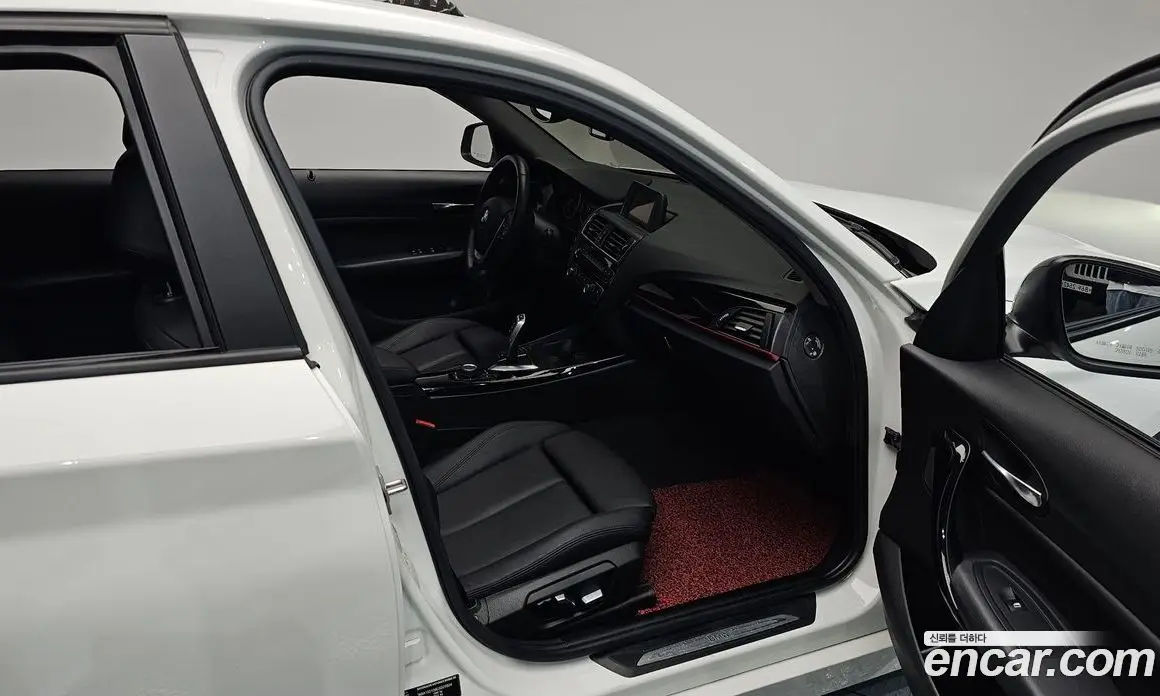 BMW 1 серия 2016 2.0 автомат (гидро), фото 15