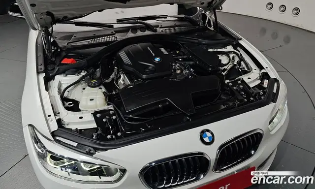 BMW 1 серия 2016 2.0 автомат (гидро), миниатюра 5