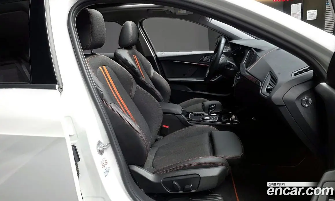BMW 1 серия 2020 2.0 автомат (гидро), фото 17
