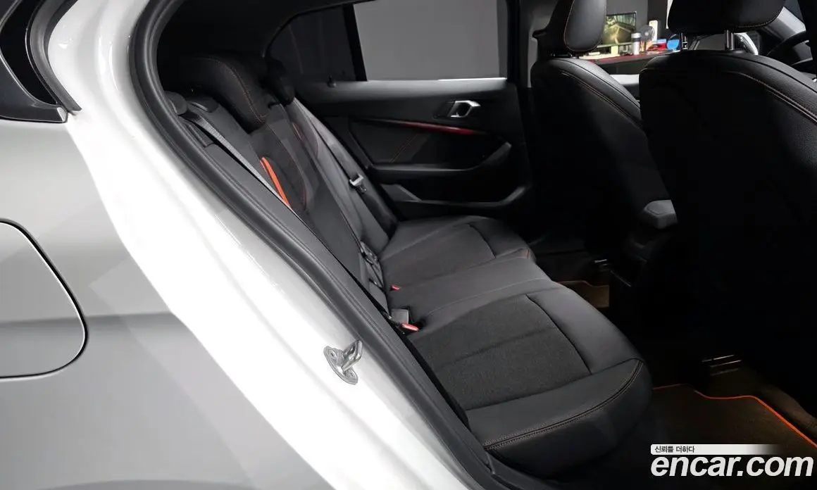 BMW 1 серия 2020 2.0 автомат (гидро), фото 18
