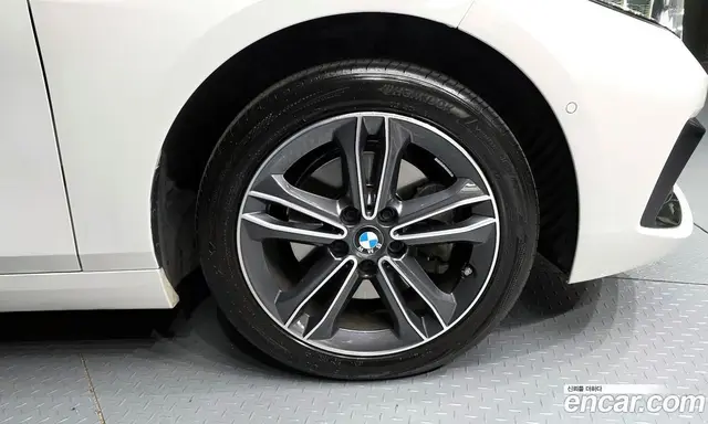 BMW 1 серия 2020 2.0 автомат (гидро), миниатюра 7