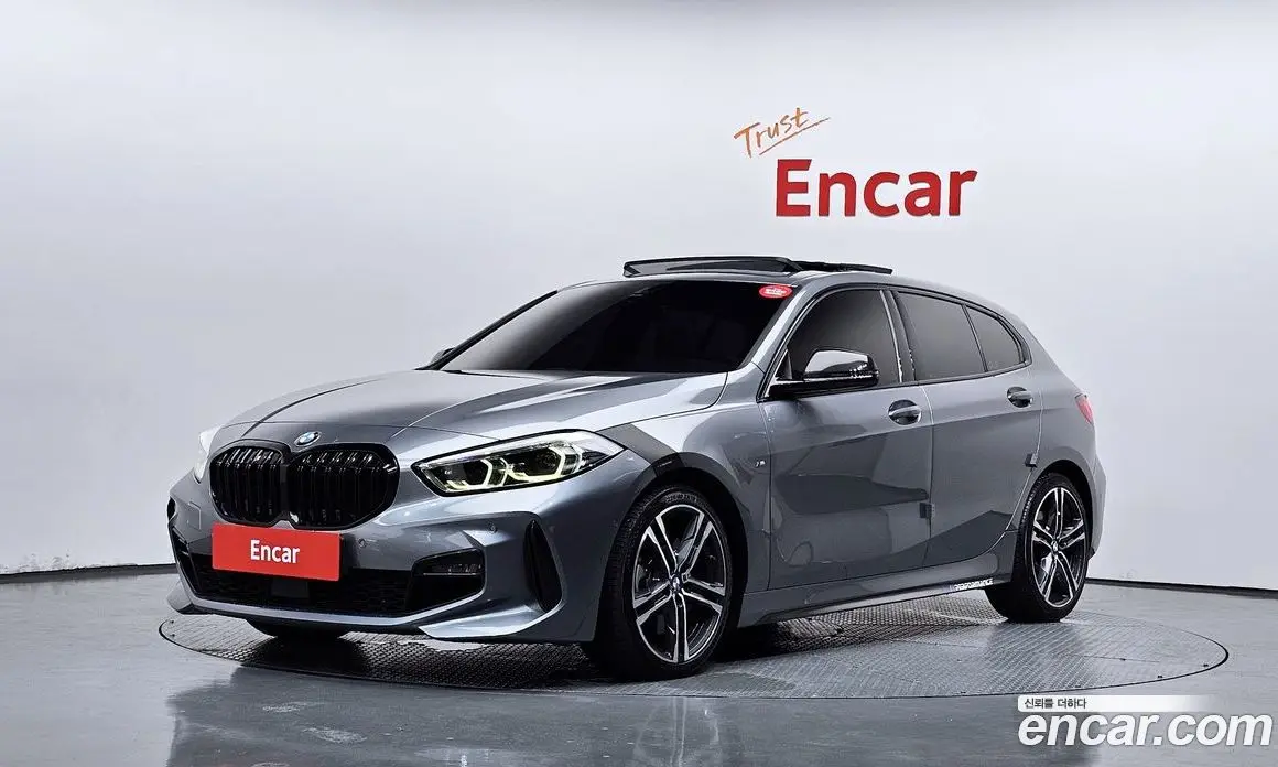 BMW 1 серия 2023 2.0 автомат (гидро), фото 1 BMW 1 серия 2023 2.0 автомат (гидро), фото 1