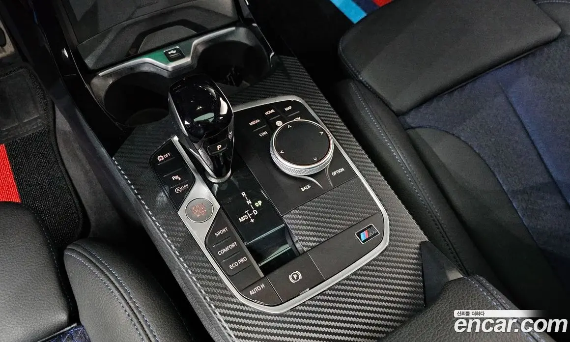 BMW 1 серия 2023 2.0 автомат (гидро), фото 12 BMW 1 серия 2023 2.0 автомат (гидро), фото 12