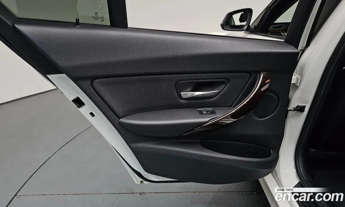 BMW 3 серия 2015 2.0 автомат (гидро), фото 14