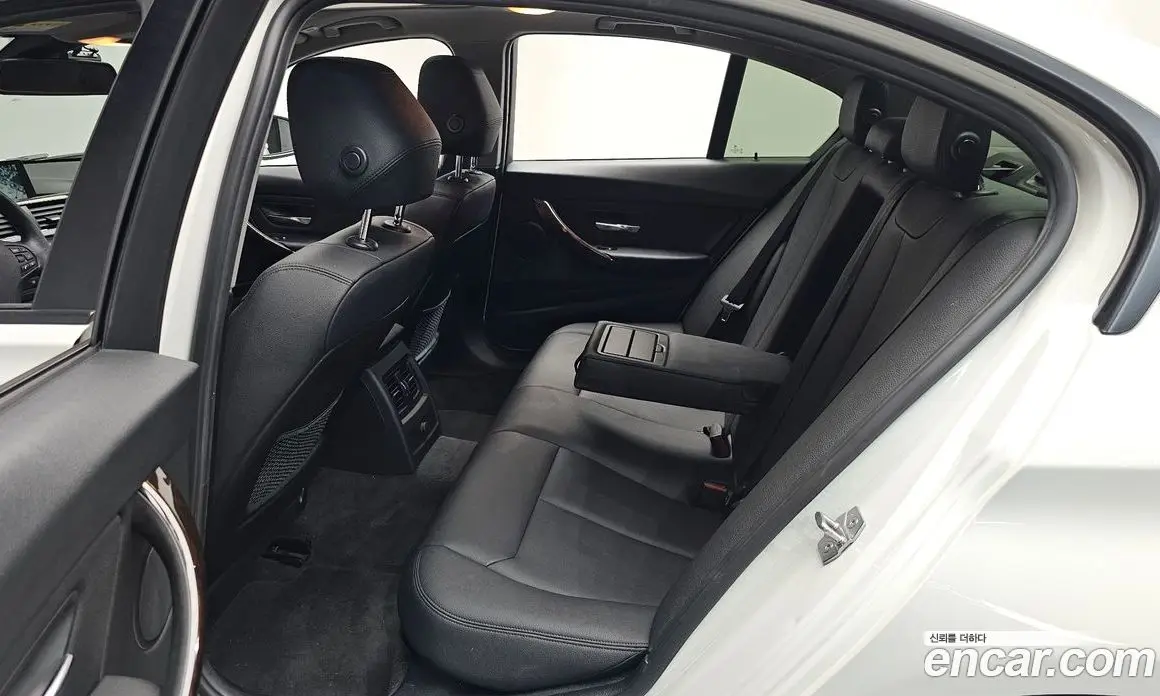 BMW 3 серия 2015 2.0 автомат (гидро), фото 15