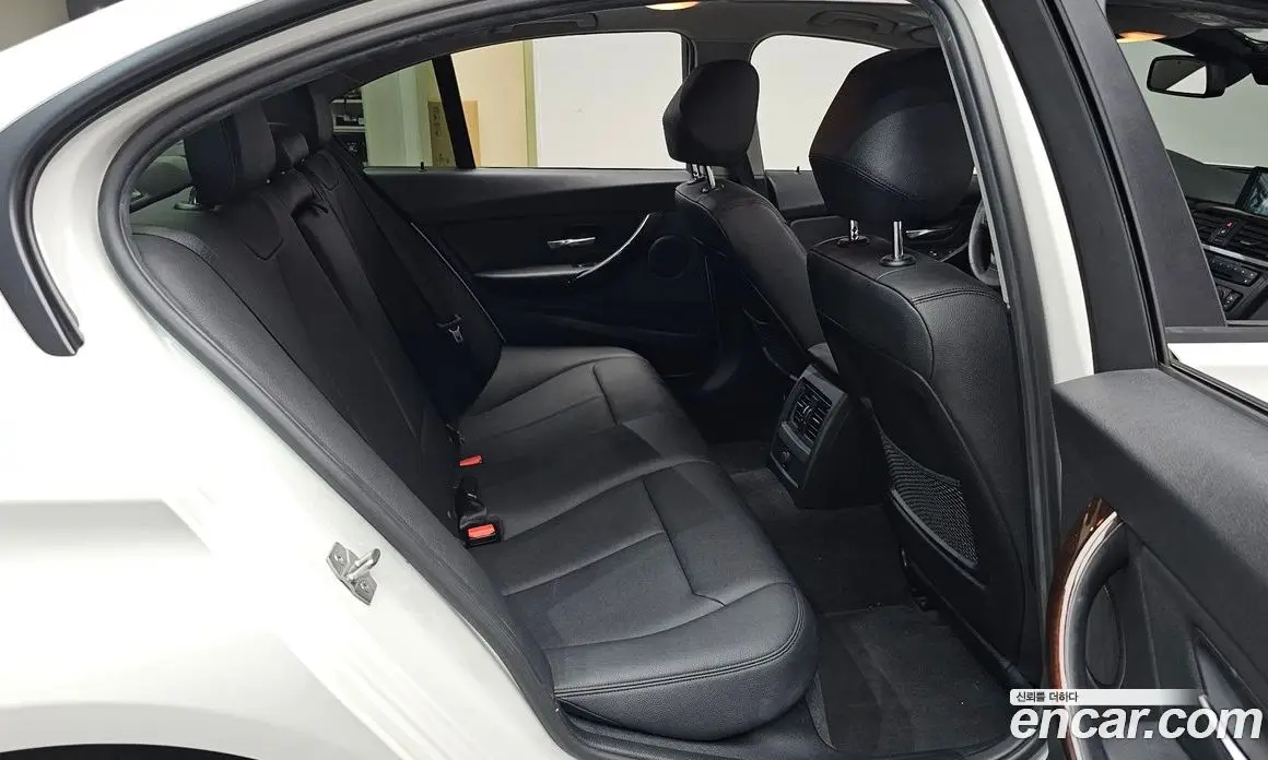 BMW 3 серия 2015 2.0 автомат (гидро), фото 17