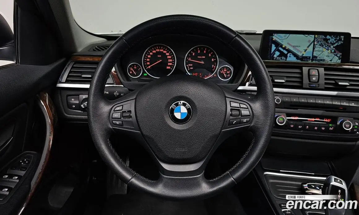 BMW 3 серия 2015 2.0 автомат (гидро), фото 18