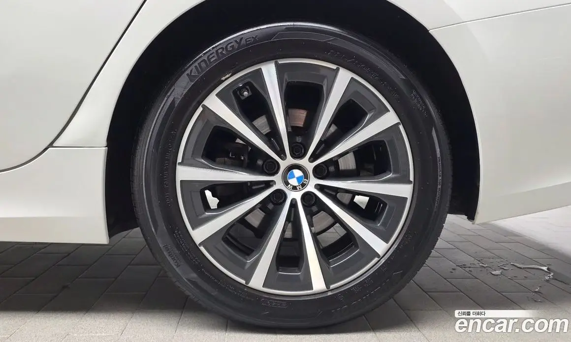 BMW 3 серия 2019 2.0 автомат (гидро), фото 6 BMW 3 серия 2019 2.0 автомат (гидро), фото 6