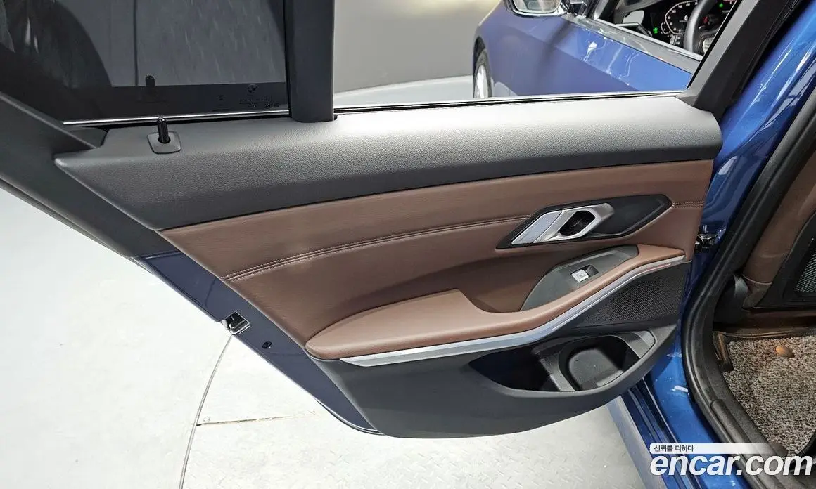 BMW 3 серия 2022 2.0 автомат (гидро), фото 15 BMW 3 серия 2022 2.0 автомат (гидро), фото 15