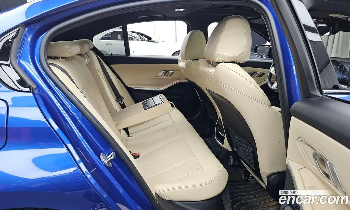 BMW 3 серия 2023 2.0 автомат (гидро), фото 18