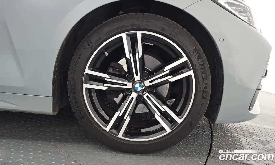 BMW 4 серия 2023 2.0 автомат (гидро), фото 7